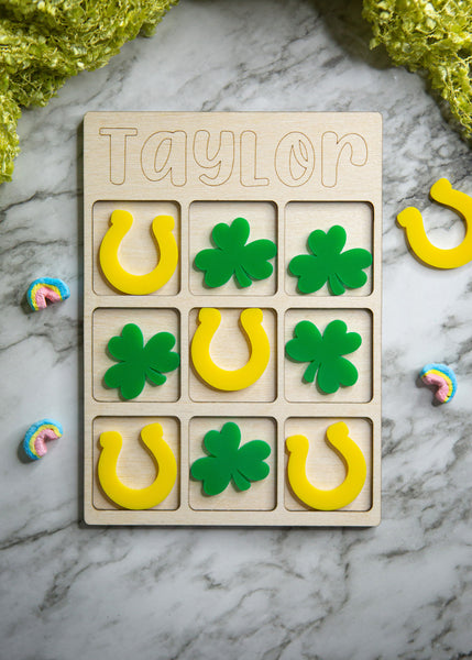 St. Patrick's Tic-Tac-Toe game board set.